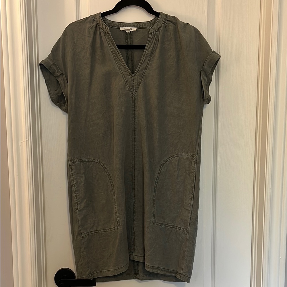 Splendid Green Cuffed Sleeve Tunic Top